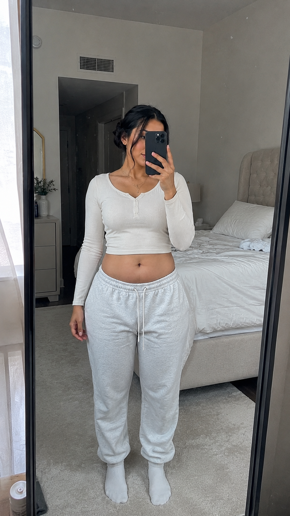 Camila before ZENTRA mirror selfie without the burgundy sculpt corset